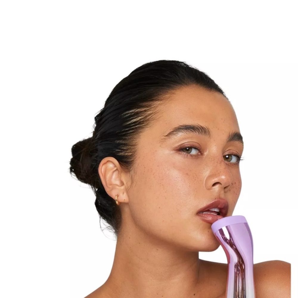 Beambo THE LIP GIZMO Pucker Up Plumping Lip Suction Device NEW & Sealed